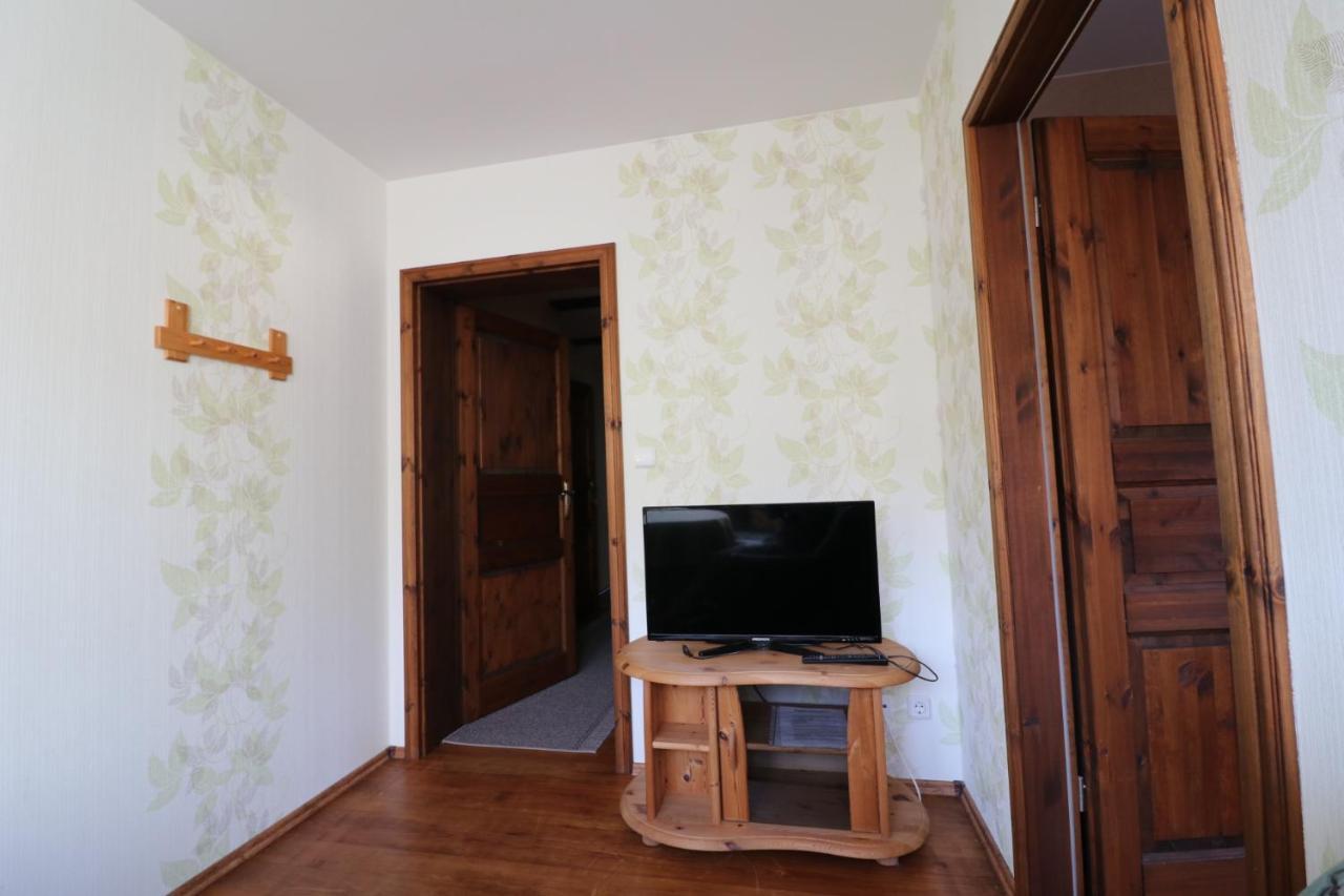 Pokoje Goscinne Dolina Czerwienia Przesieka Exterior photo